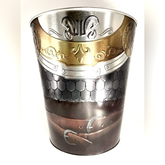 The War of the Rohirrim Popcorn Tin 130oz LOTR The Lord of the Rings Trash Can - Picture 3 of 9